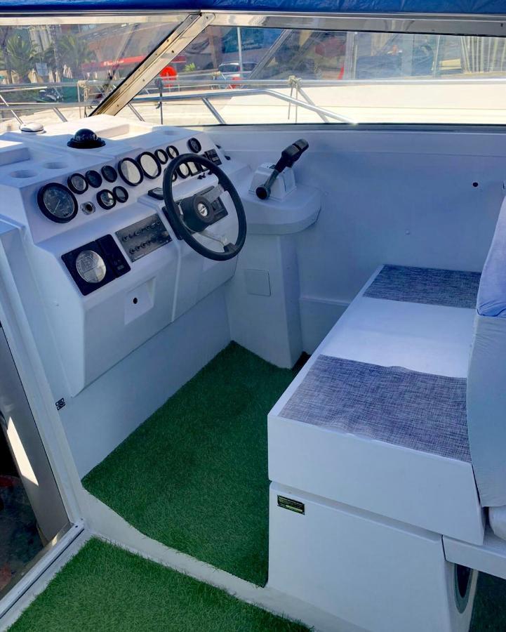 Cozy Private Two Rooms Yacht In Barcelona With Free Parking Sant Adria de Besos Eksteriør bilde